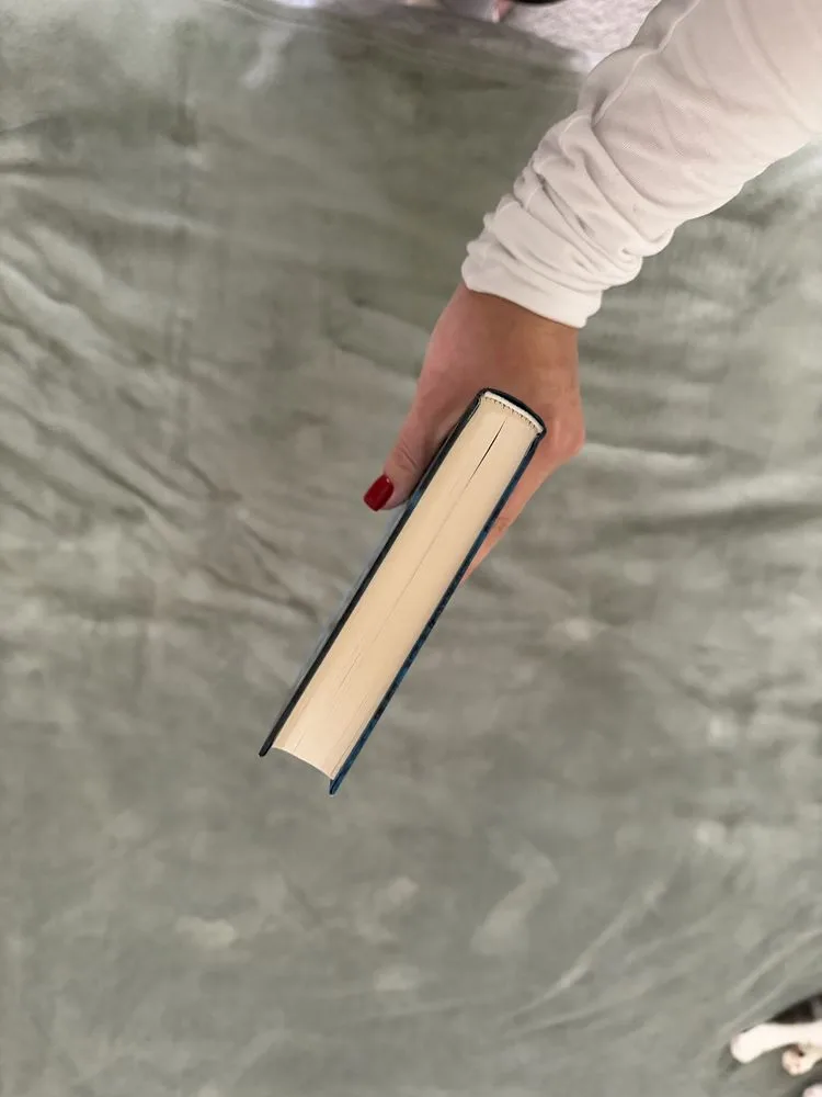 Фото 4 книги «Підтримка життя», Київ (4 з 5)