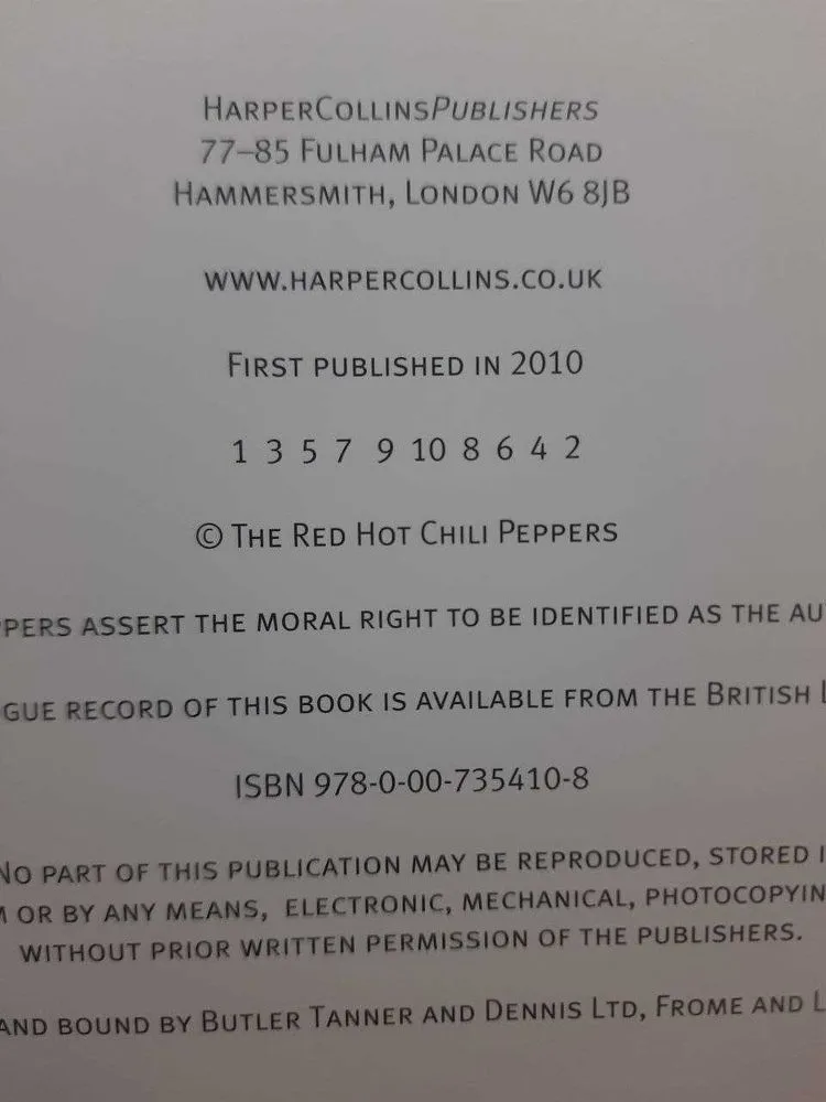 Фото 2 книги «офіційна автобіографічна книга-альбом гурту Red Hot Chili Peppers», Дніпро (2 з 2)